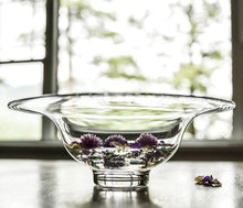 Load image into Gallery viewer, Simon Pearce Celebration Bowl