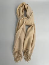Load image into Gallery viewer, Luxurious Reversible Cashmere Blend Scarf