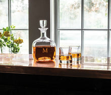 Load image into Gallery viewer, Simon Pearce Woodbury Decanter