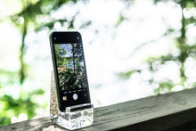 Load image into Gallery viewer, Simon Pearce Woodbury Cell Phone Holder