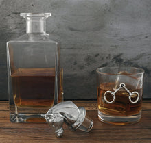 Load image into Gallery viewer, Decanter set with glasses