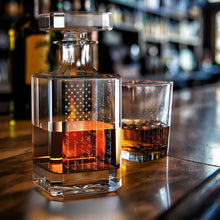 Load image into Gallery viewer, 2nd Amendment Decanter Whiskey Glass Gift Set