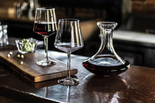 Load image into Gallery viewer, Simon Pearce Madison Wine Carafe
